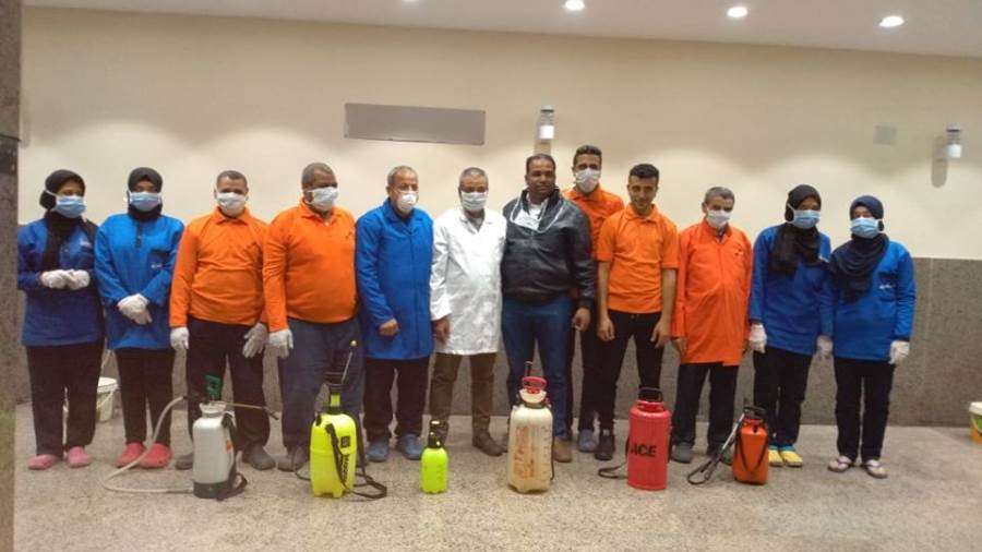 وزير الإسكان: أجهزة المدن الجديدة وشركات المياه والصرف تتخذ 