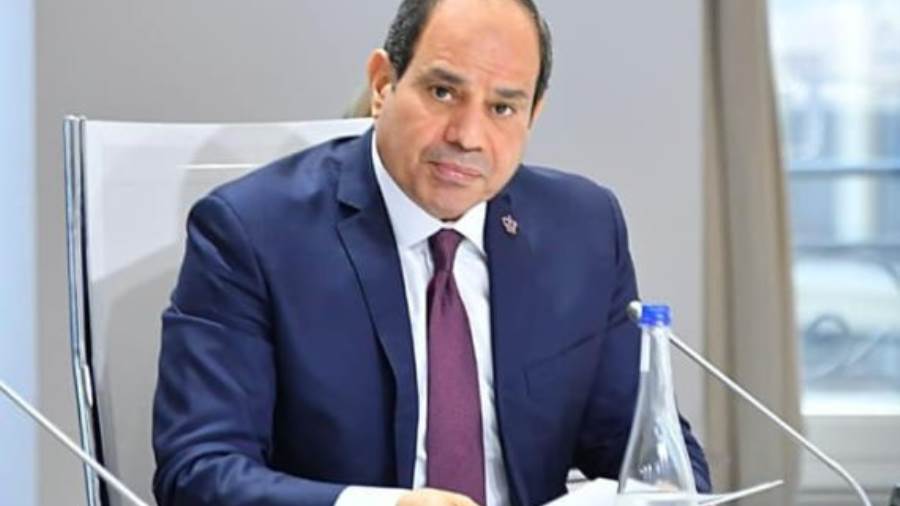 السيسي يطالب الحكومة بحزمة إجراءات إضافية لمواجهة كورونا