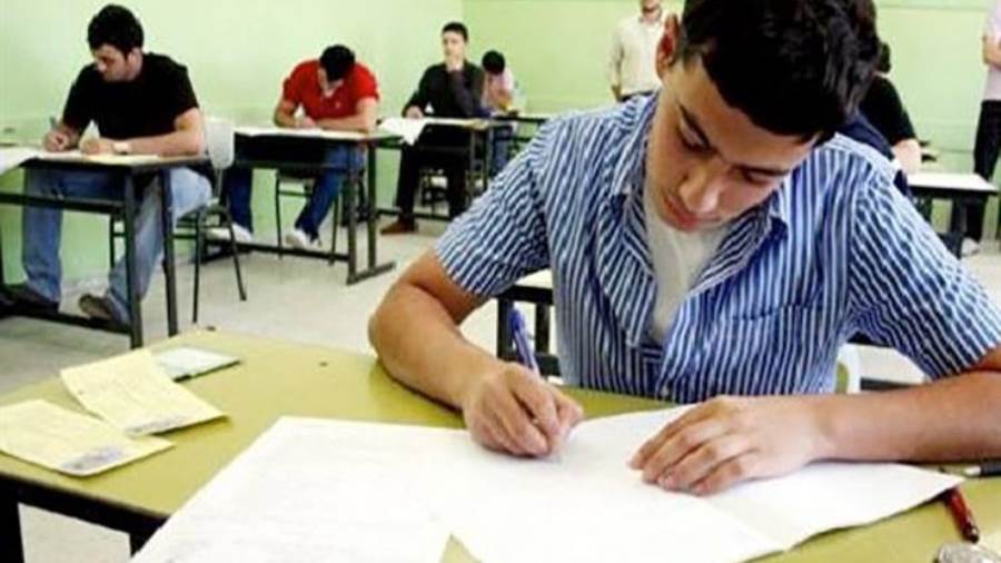 وزير التعليم يعتمد جداول امتحانات الصفين الأول والثاني الثان