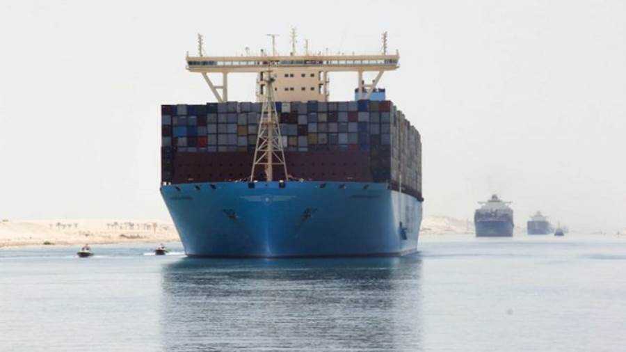 رئيس قناة السويس: حركة الملاحة لم تتأثر بفيروس كورونا