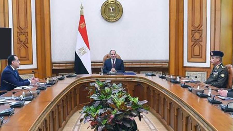 اجتماع الرئيس لمتابعة موقف المواد الغذائية في الأسواق المحلي اجتماع الرئيس لمتابعة موقف المواد الغذائية في الأسواق المحلي