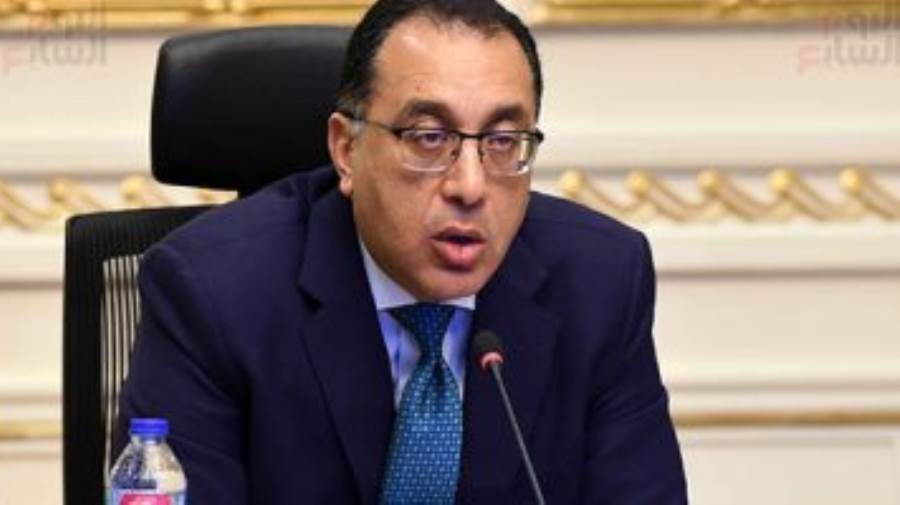 الحكومة توافق على السير فى اجراءات الحصول على 950 مليون دولا