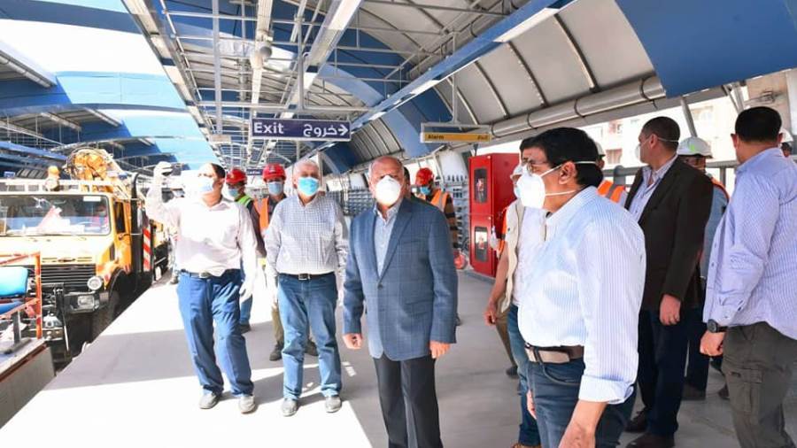 وزير النقل: مستمرون في تنفيذ المشروعات بالتزامن مع إجراءات ا