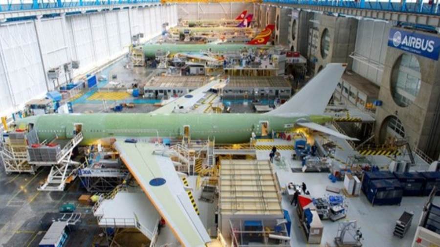 ايرباص تخفض إنتاجها من الطائرات بسبب أزمة كورونا