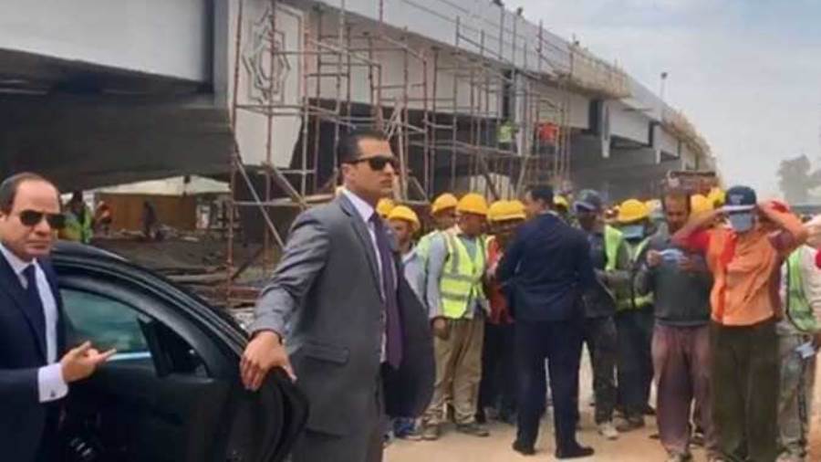 محسن صلاح: تحقيق موسع في واقعة عدم ارتداء العمال كمامات بمشر محسن صلاح: تحقيق موسع في واقعة عدم ارتداء العمال كمامات بمشر