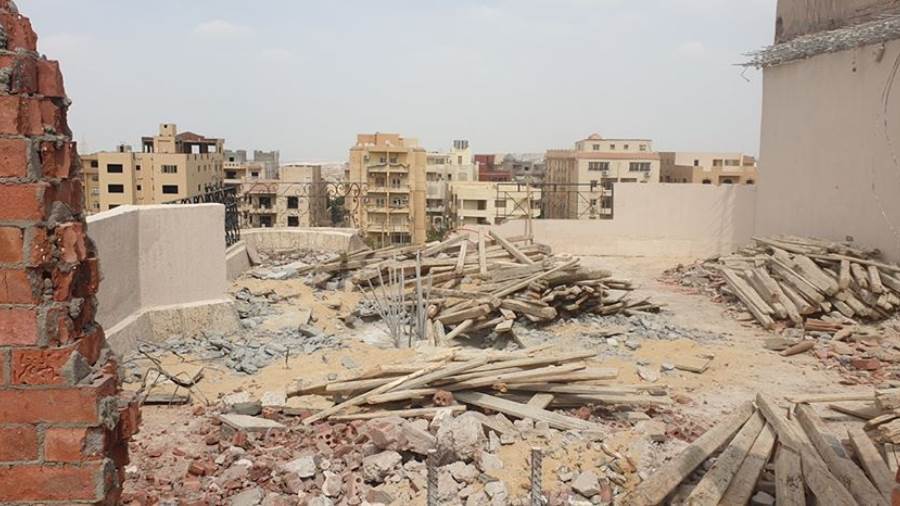 جهاز تنمية مدينة 6 أكتوبر يرصد مخالفة تحويل سطح لدور سكني. جهاز تنمية مدينة 6 أكتوبر يرصد مخالفة تحويل سطح لدور سكني.