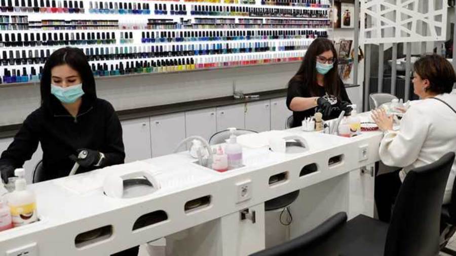 ارتفاع الإصابات بفيروس كورونا إلى 24413 فيهولندا