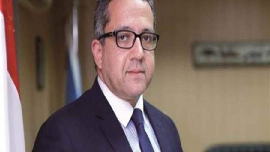وزير السياحة يتابع أعمال تطهير الفنادق للوقاية من كورونا وزير السياحة يتابع أعمال تطهير الفنادق للوقاية من كورونا