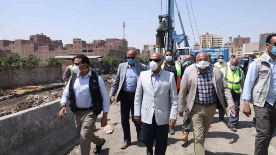 وزير النقل يتفقد أعمال تنفيذ مشروع تطوير وصيانة الطريق الدائ