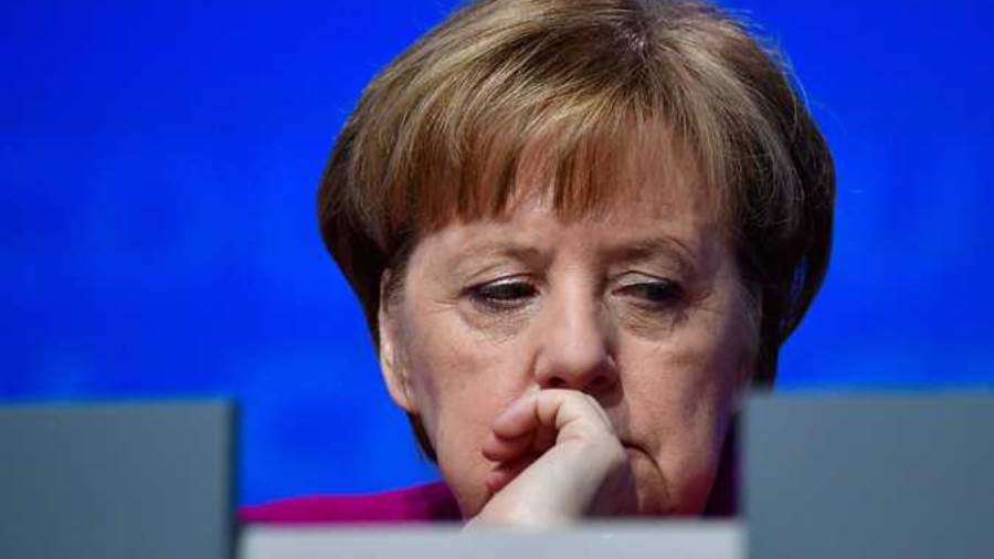 أنجيلا ميركل: على ألمانيا توخي الحذر في مواجهة كورونا