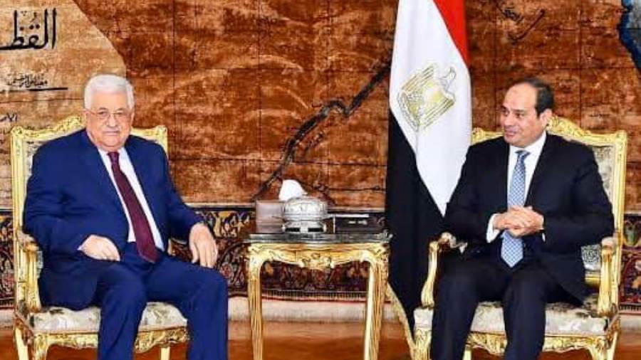 الرئيس يتلقى اتصالا من نظيره الفلسطيني للتهنئة بمناسبة حلول 