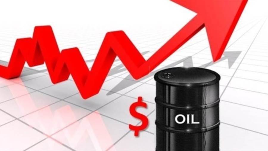 الخام الأمريكي يرتفع بأكثر من 14%