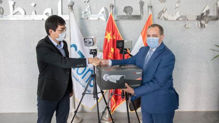 اقتصادية قناة السويس تتلقى كاميرا حرارية من السفارة الصينية