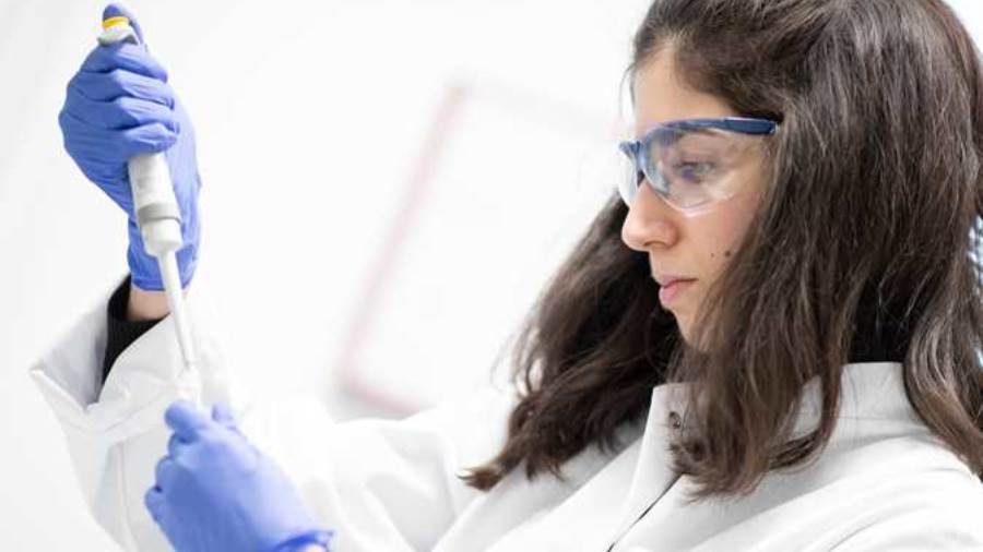 السعودية تخصص 500 مليون ريال للأبحاث المتعلقة بكورونا