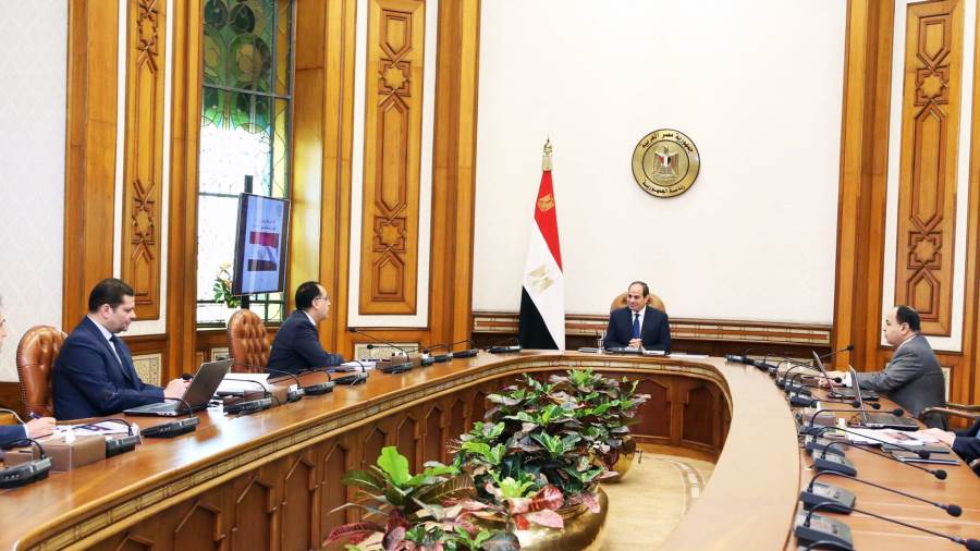 التفاصيل الكاملة لاجتماع السيسي ورئيس الوزراء ووزير المالية