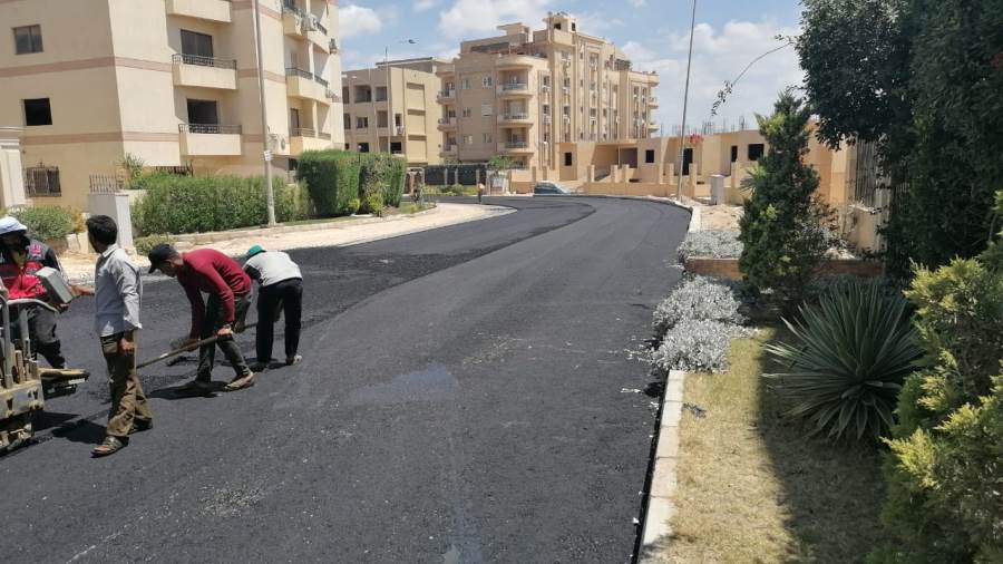 رئيس الجهاز: استكمال أعمال الطرق بمنطقتي غرب سوميد والسياحية