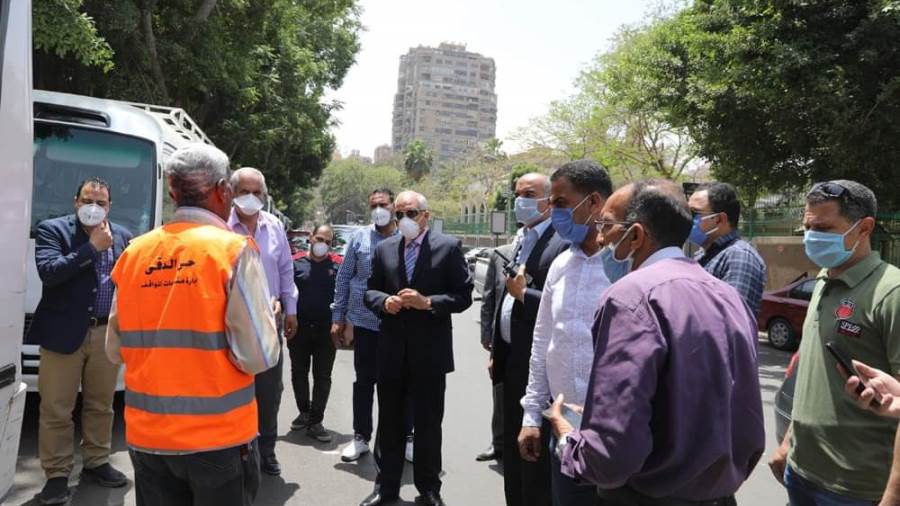 محافظة الجيزة تضع لائحة تنظيم انتظار السيارات بالشوارع محافظة الجيزة تضع لائحة تنظيم انتظار السيارات بالشوارع