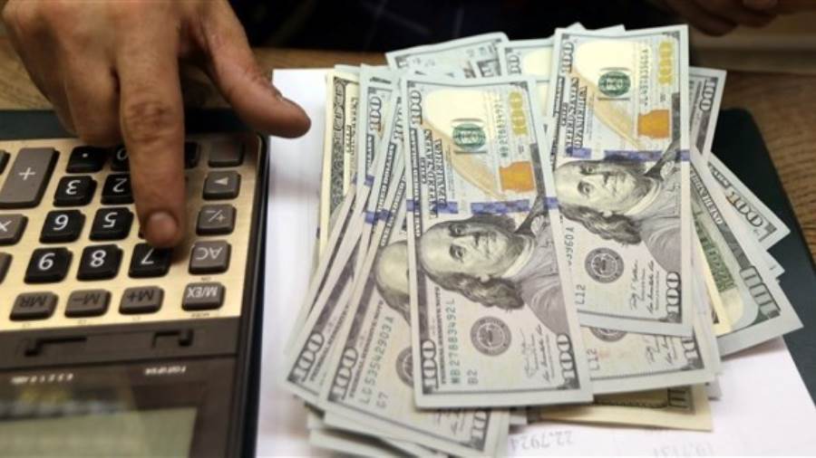 الدولار يرتفع بعد رفض رئيس المركزي الأمريكي الفائدة السلبية الدولار يرتفع بعد رفض رئيس المركزي الأمريكي الفائدة السلبية