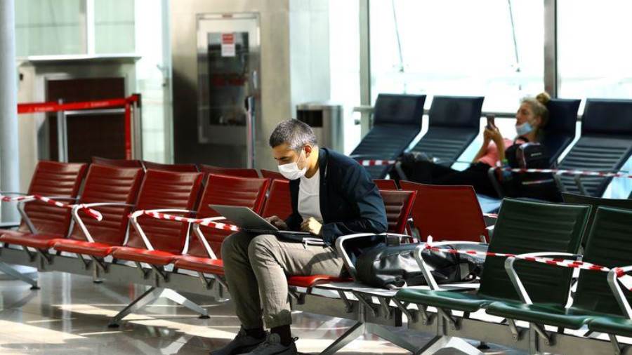 إجراءات العزل تدفع البطالة في فرنسا لأدنى مستوى في 11 عاما ف