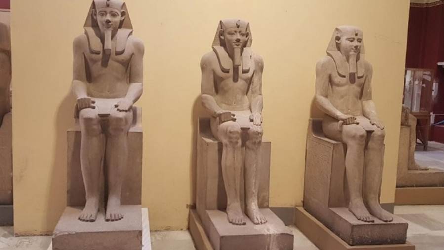 وزارة السياحة تنفي تحديد موعد افتتاح المتحف المصري الكبير وزارة السياحة تنفي تحديد موعد افتتاح المتحف المصري الكبير
