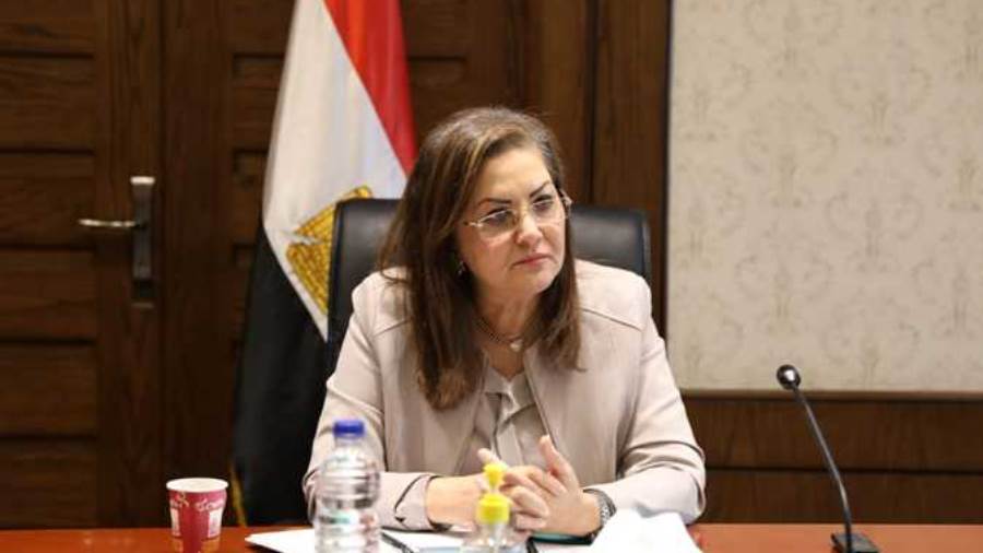 وزيرة التخطيط تستعرض تقريرا حول أهم مؤشرات الاقتصاد خلال الـ
