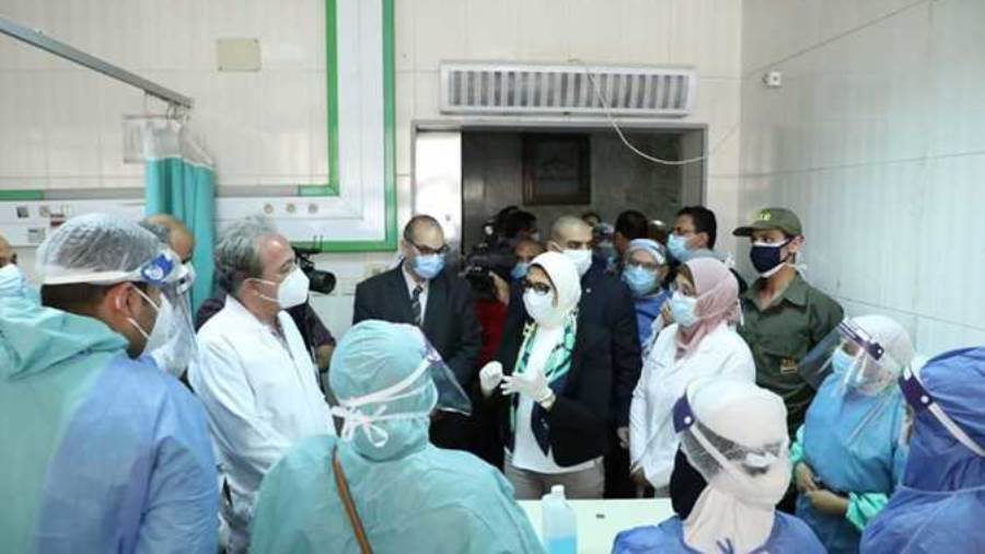 وزيرة الصحة تعلنتوافر مخزون كاف من الأدوية والمستلزمات الطبي