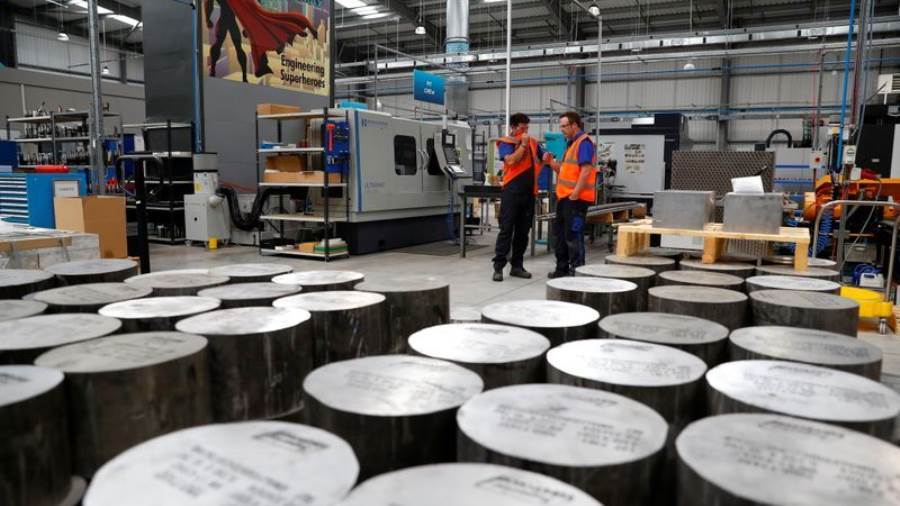 نشاط الصناعات في أمريكا يرتفع من أدني مستوى في 11 عاما