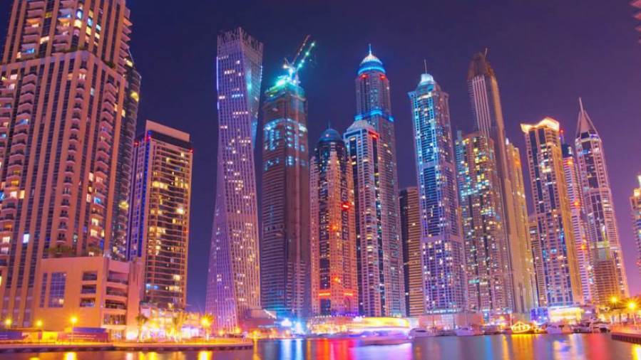 دبي تفتح المراكز التجارية والشركات والمؤسسات الخاصة بنسبة 10