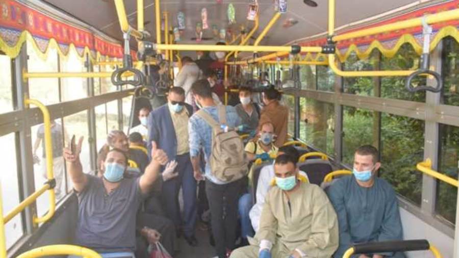 القوى العاملة: تسيير 17 رحلة لعودة 3479 عاملا مصريا من الكوي
