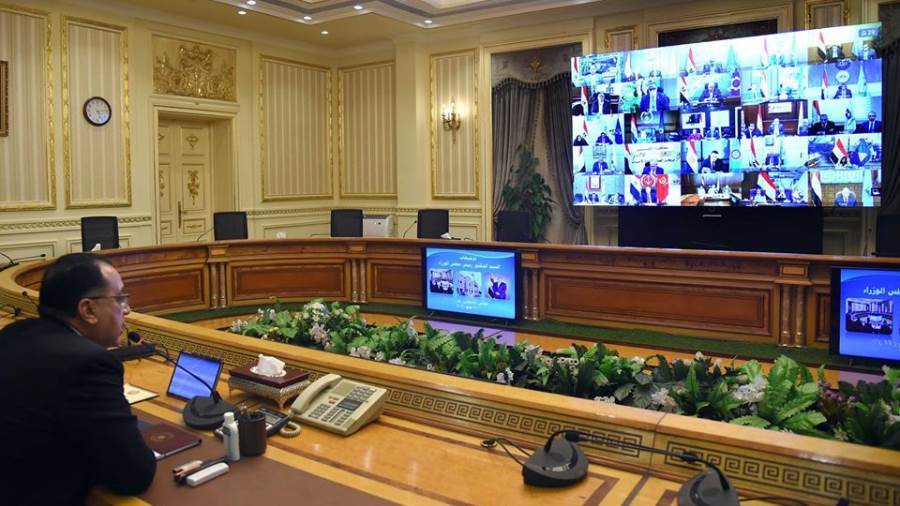 الحكومة تعفي الوافدين بالطيران المباشر إلى المحافظات السياحي