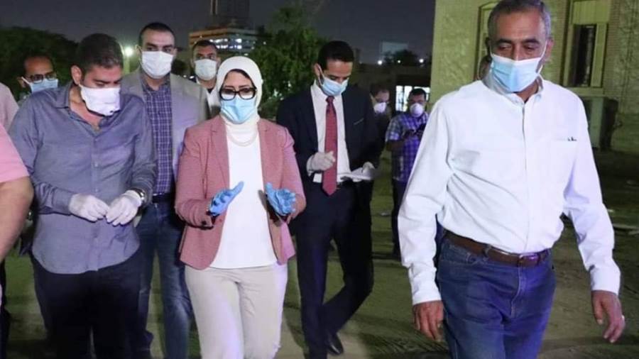 وزيرة الصحة:نجاح تجربة العزل المنزلي في زيادة معدلات الشفاء 