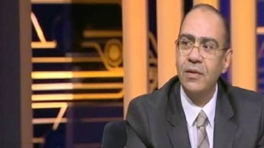 رئيس اللجنة العلمية لمكافحة كورونايعلن موعد طرح أول دواء للع