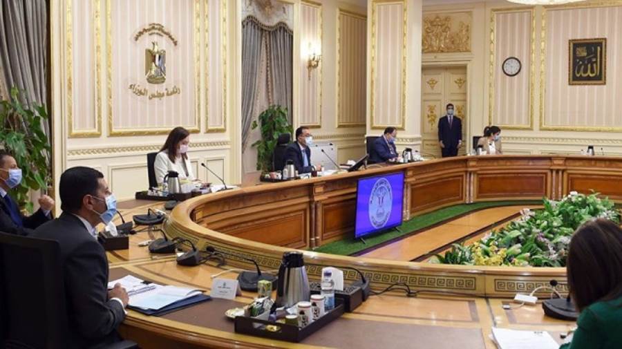 اللجنة الاقتصادية تستعرض مقترح بشأن استبدال السيارات الملاكي اللجنة الاقتصادية تستعرض مقترح بشأن استبدال السيارات الملاكي