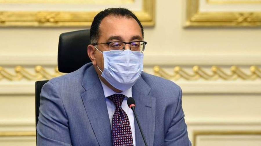 رئيس الوزراء يبحث تمويل إنشاء 250 ألف وحدة إسكان اجتماعي بفا
