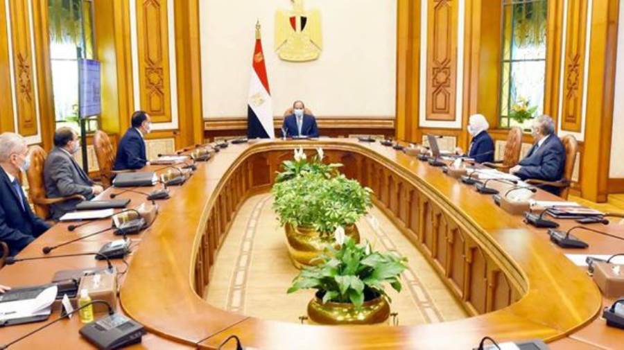 السيسي يطلع علي تفاصيل المشروع القومي للاكتفاء الذاتي من مشت