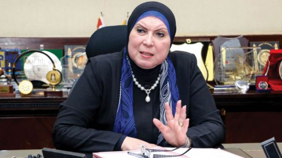 وزيرة التجارة تعلن تفاصيل إحلال السيارات المتقادمة وتحويل ال وزيرة التجارة تعلن تفاصيل إحلال السيارات المتقادمة وتحويل ال