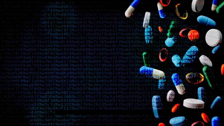 خبير أمراض معدية: رعب جائحة كورونا قد ينتهي العام المقبل