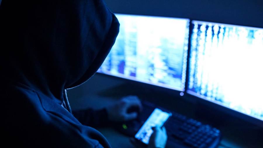 ثغرة أمنية في آيفونتضع المستخدمين فريسة للاحتيال والقرصنة