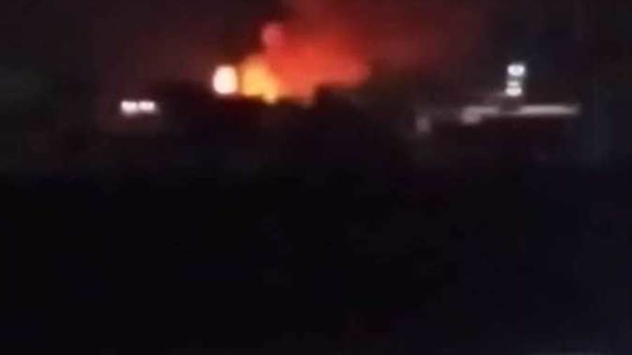انفجار هائل بمخزن للذخيرة بالخرطوم انفجار هائل بمخزن للذخيرة بالخرطوم