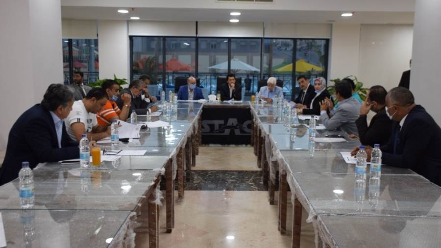 وزير الشباب يجتمع برؤساء الاتحادات الرياضيه النوعية لبحث إقا