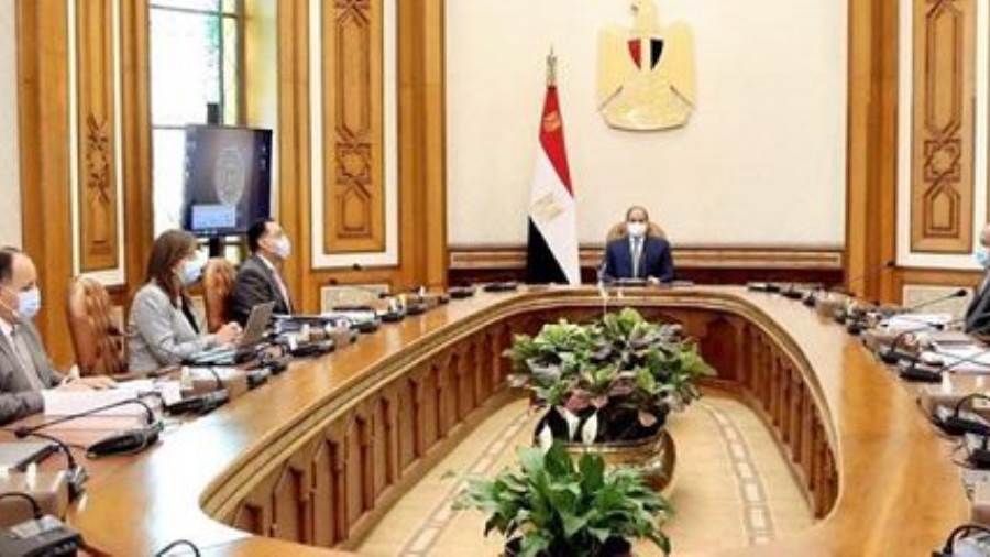 السيسي يوجه بانتهاج مسارات مرنة تحقق التوزان بين إجراءات كور السيسي يوجه بانتهاج مسارات مرنة تحقق التوزان بين إجراءات كور