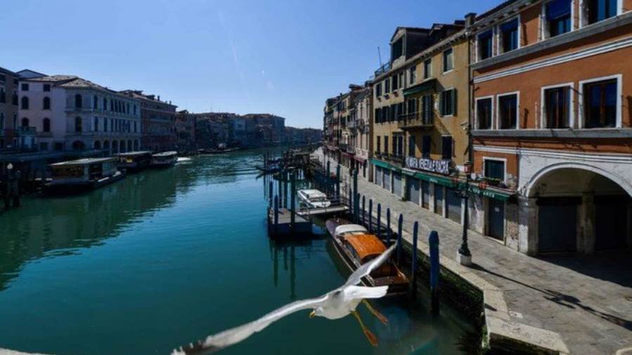 اقتصاد إيطاليا يواجه انكماشا بأكثر من 8% خلال 2020