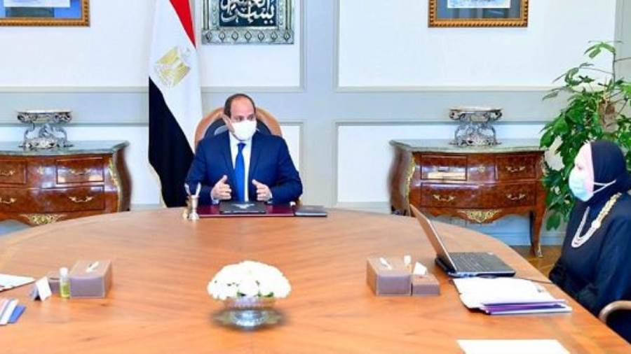 السيسي يوجه بإلغاء وتخفيض رسوم بعض بنود التعاقد على وحدات ال