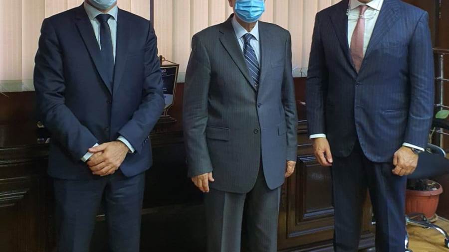 وزير الكهرباء يستقبلالمدير الإقليمى لشركة SAIPEM الإيطالية ب