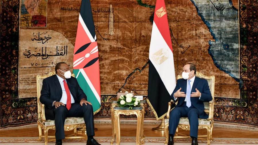 الرئيس #السيسي يؤكد الحرص على تقديم مصر لخبرتها التنموية إلى