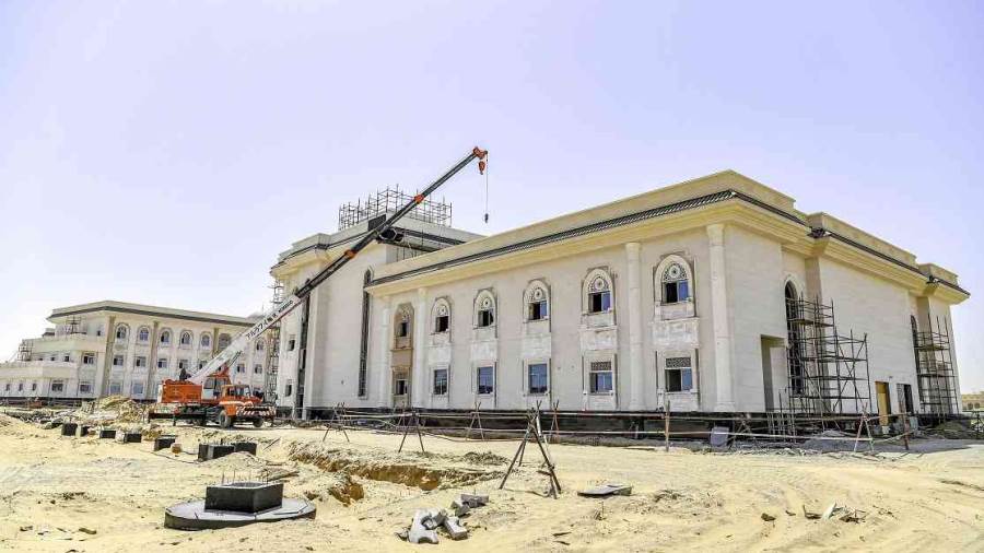 شركة ريفينيتف: الإمارات تتصدر إقليميا في إصدار السنداتالمطرو