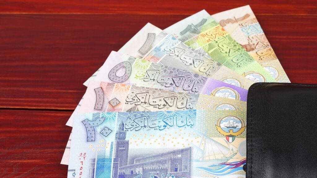 سعر الدينار الكويتي اليوم الثلاثاء مقابل الجنيه