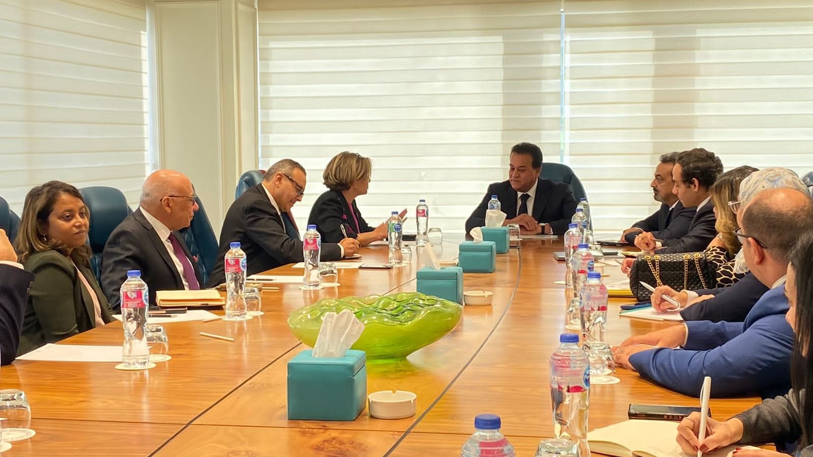 وزير الصحة يستقبل المدير الإقليمي للتنمية البشرية وزير الصحة يستقبل المدير الإقليمي للتنمية البشرية