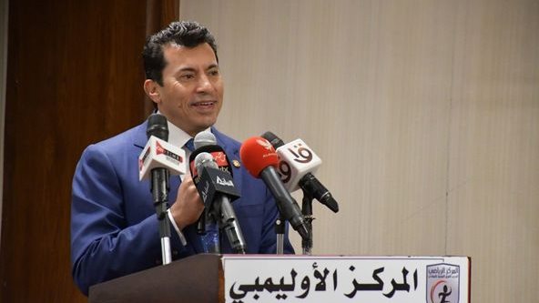 وزير الشباب والرياضة وزير الشباب والرياضة