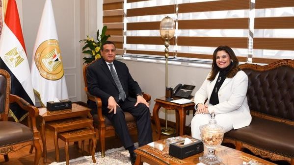 وزيرا التنمية المحلية والهجرة